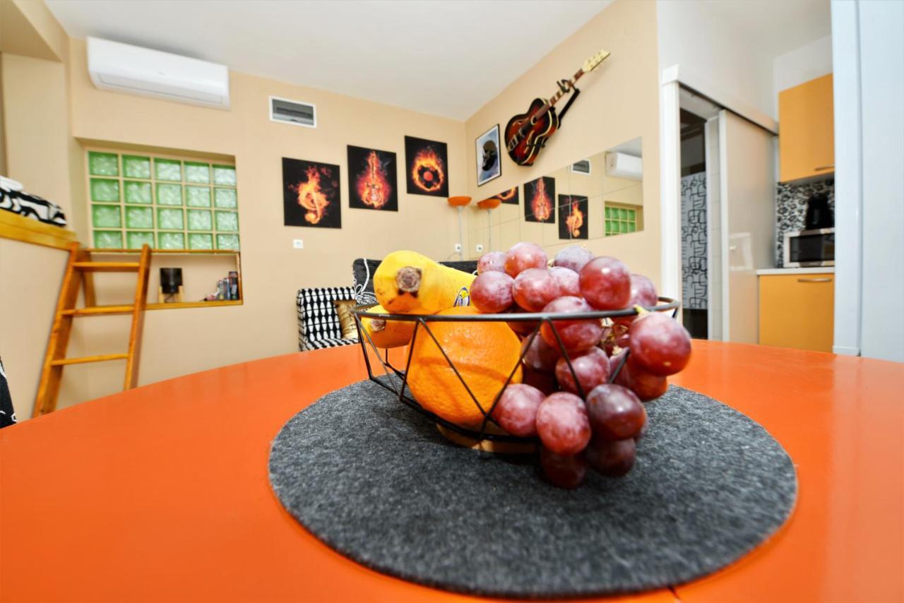 Rock Apartment